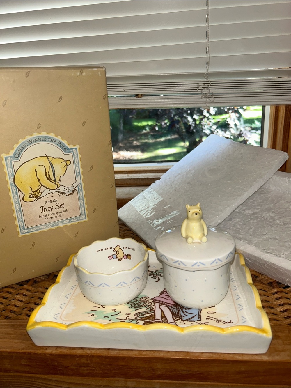 Classic Vintage Winnie-the-Pooh Ceramic Tray Set (LC)